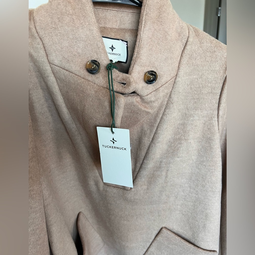 Tuckernuck Tan Women's Jacket - Picture 10 of 10